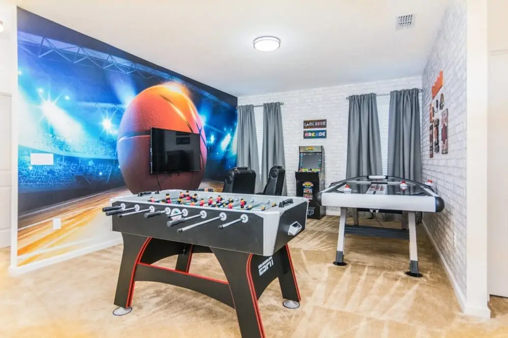 Amazing House With Game Room and Pool So2659