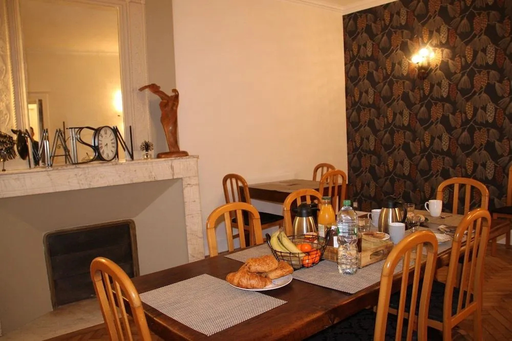 La Maison DUFFOUR chambres d'hôtes avec Petit Déjeuner