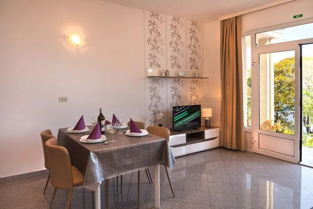 Apartment Villa Lidija