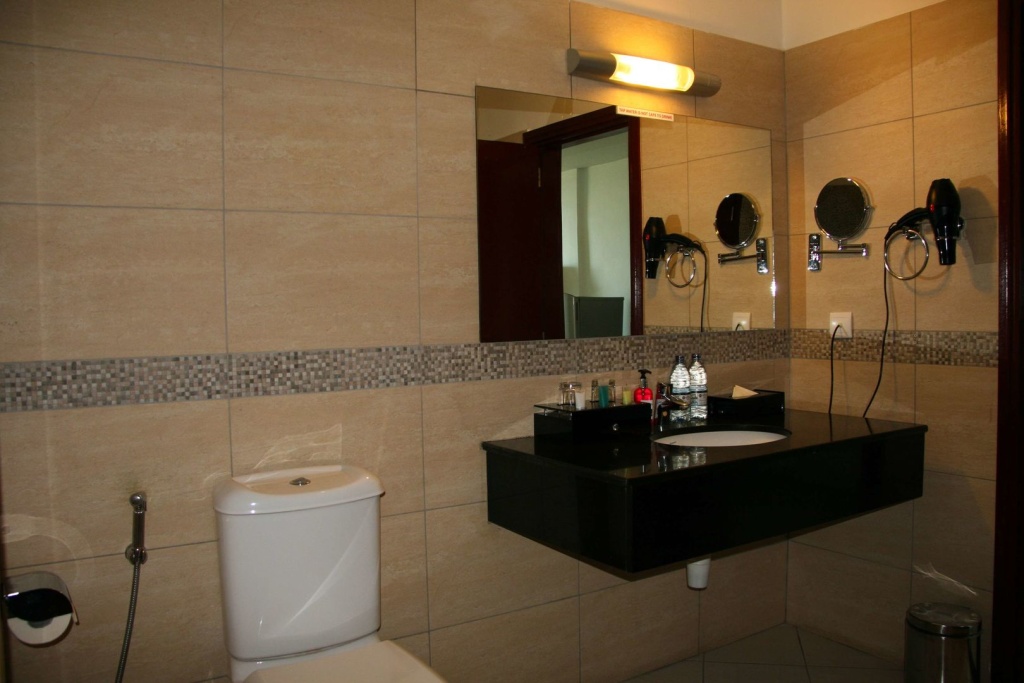 Peninsula Hotel Dar es Salaam