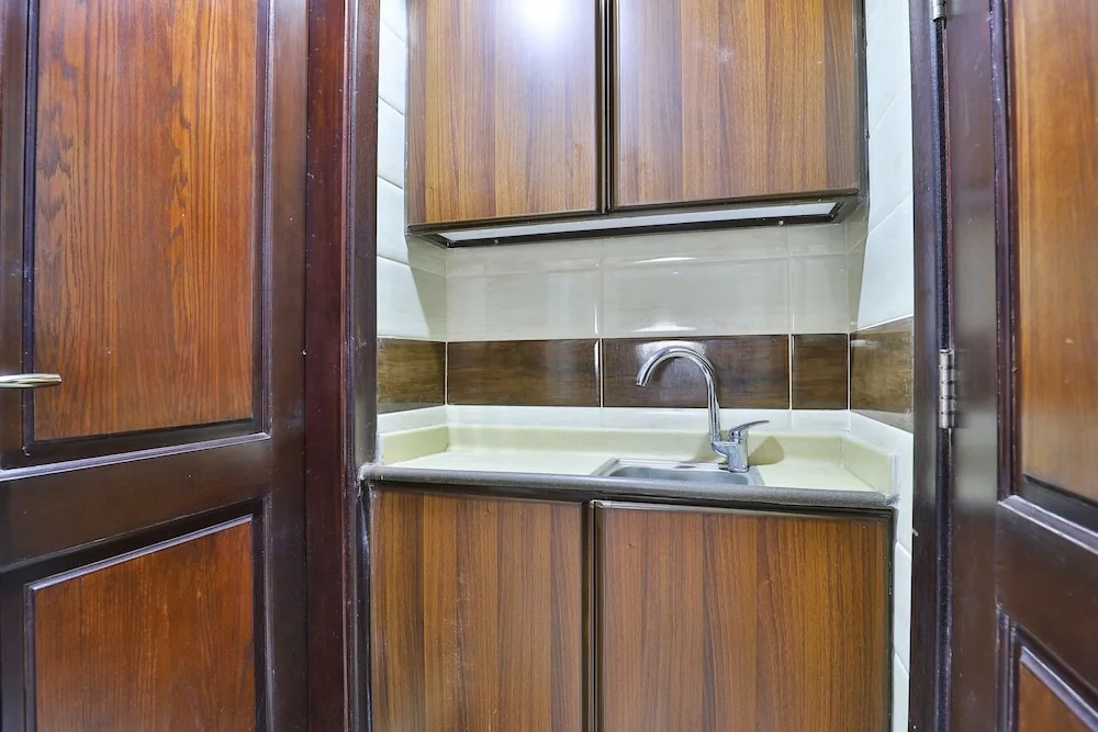OYO 373 Deyar Al Rashed Hotel Apartments