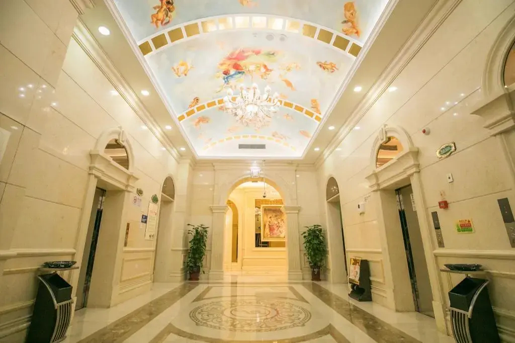 Vienna Shanghai Hongqiao National Convention and E