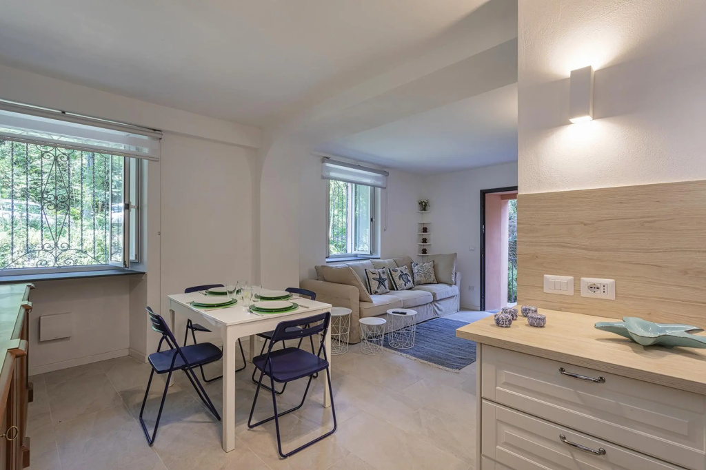 Comfy and Quiet in Camogli