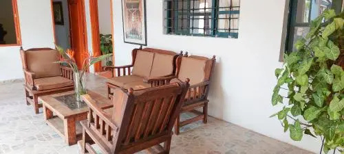 Hotel Los Portales Inn