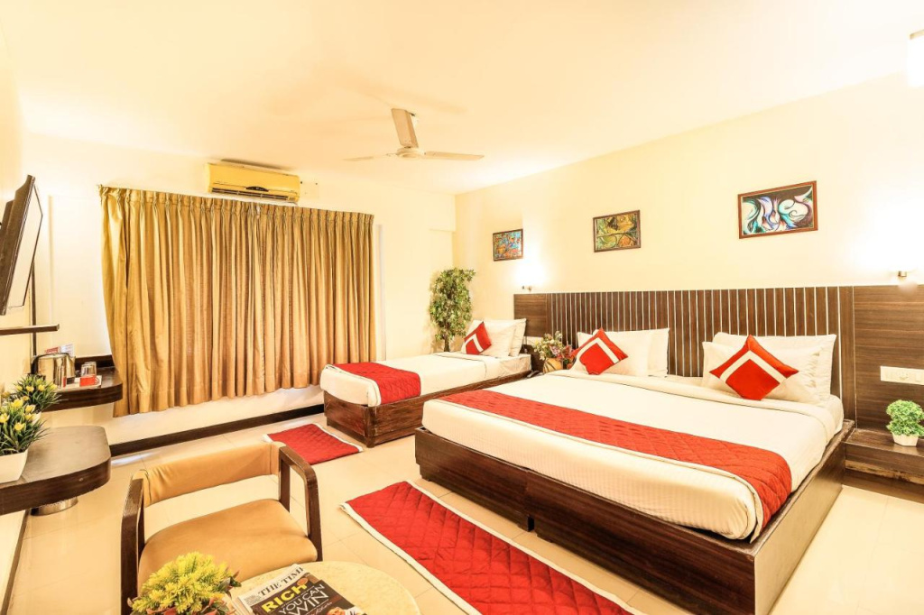 Octave Himalaya Monarch