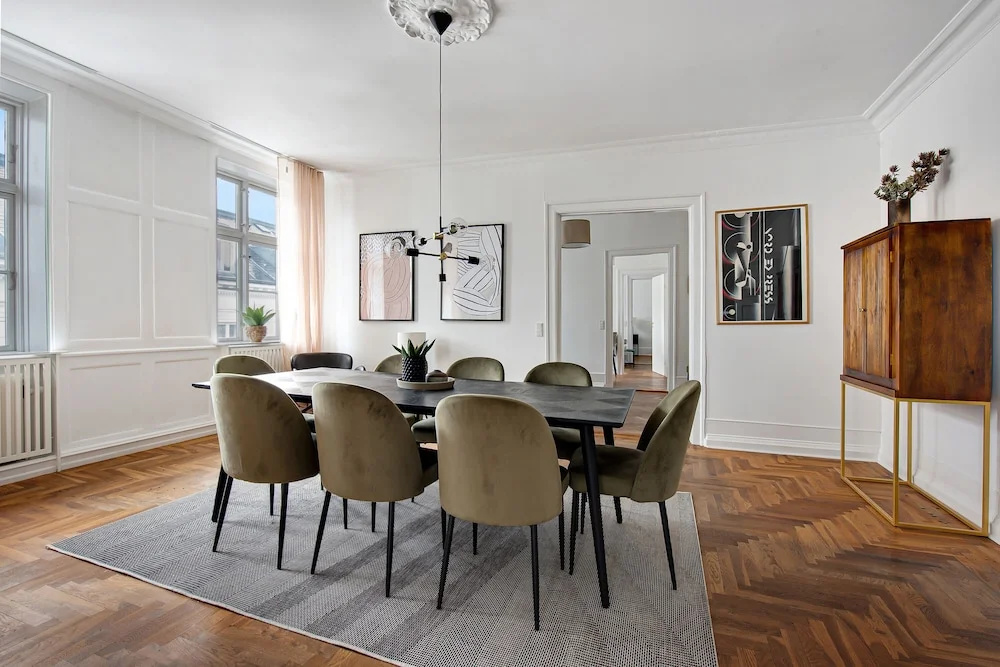 Sanders Square - Spacious 6-bdr Apt Near Nyhavn