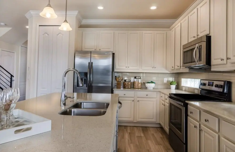 Luxury 5 bedroom suites just 10 minutes from Disne