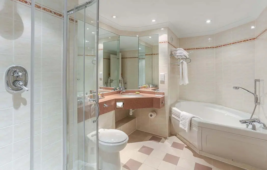 Dalmahoy Hotel & Country Club