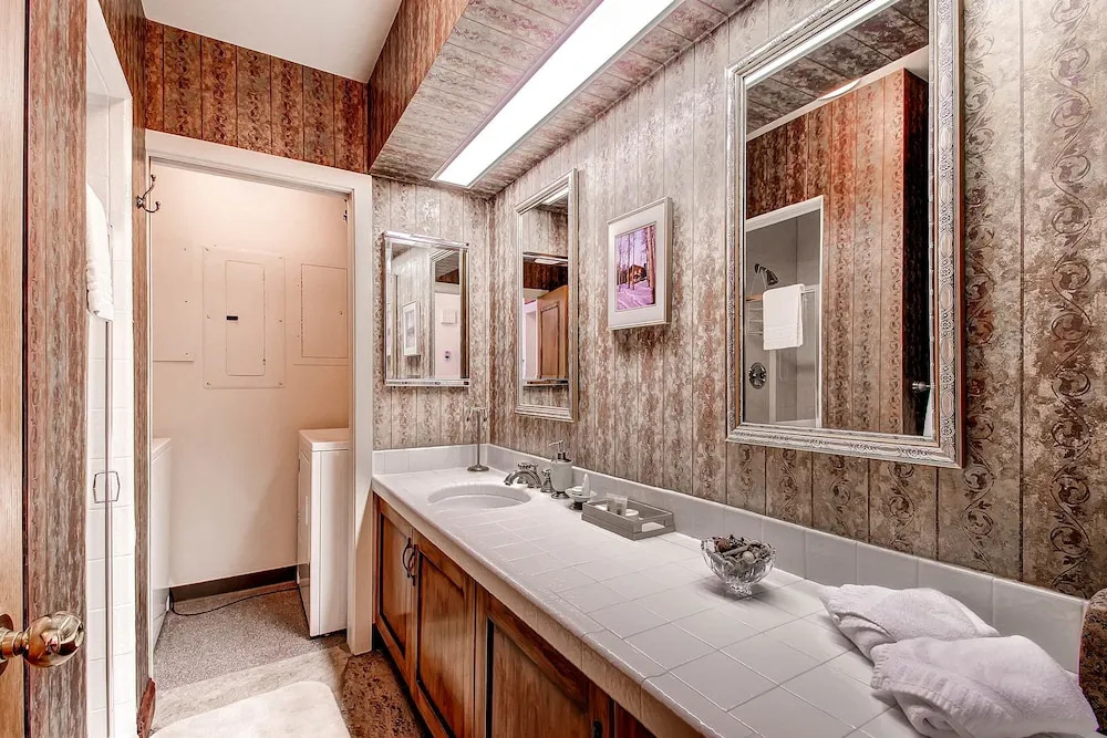 Centennial 2 Bedroom Condo Unit no. 25