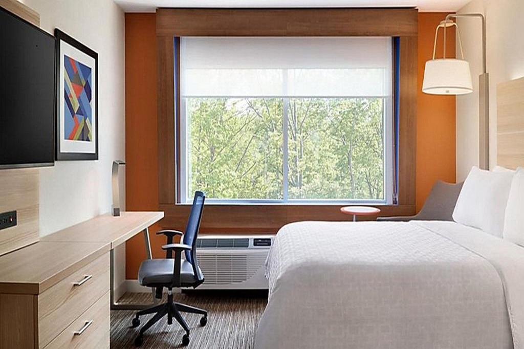 Holiday Inn Express & Suites - Grand Rapids South - Wyoming by IHG