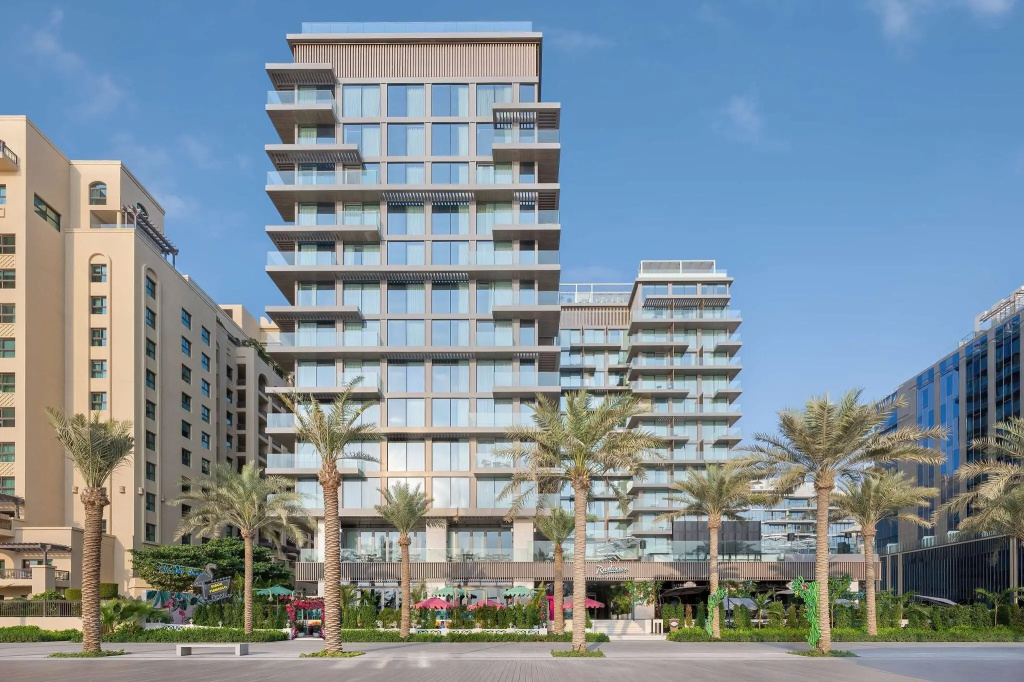 Radisson Beach Resort Palm Jumeirah