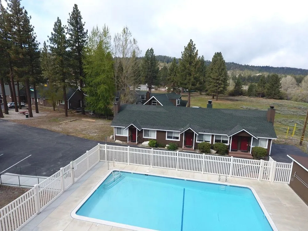 Bay Meadows Resort