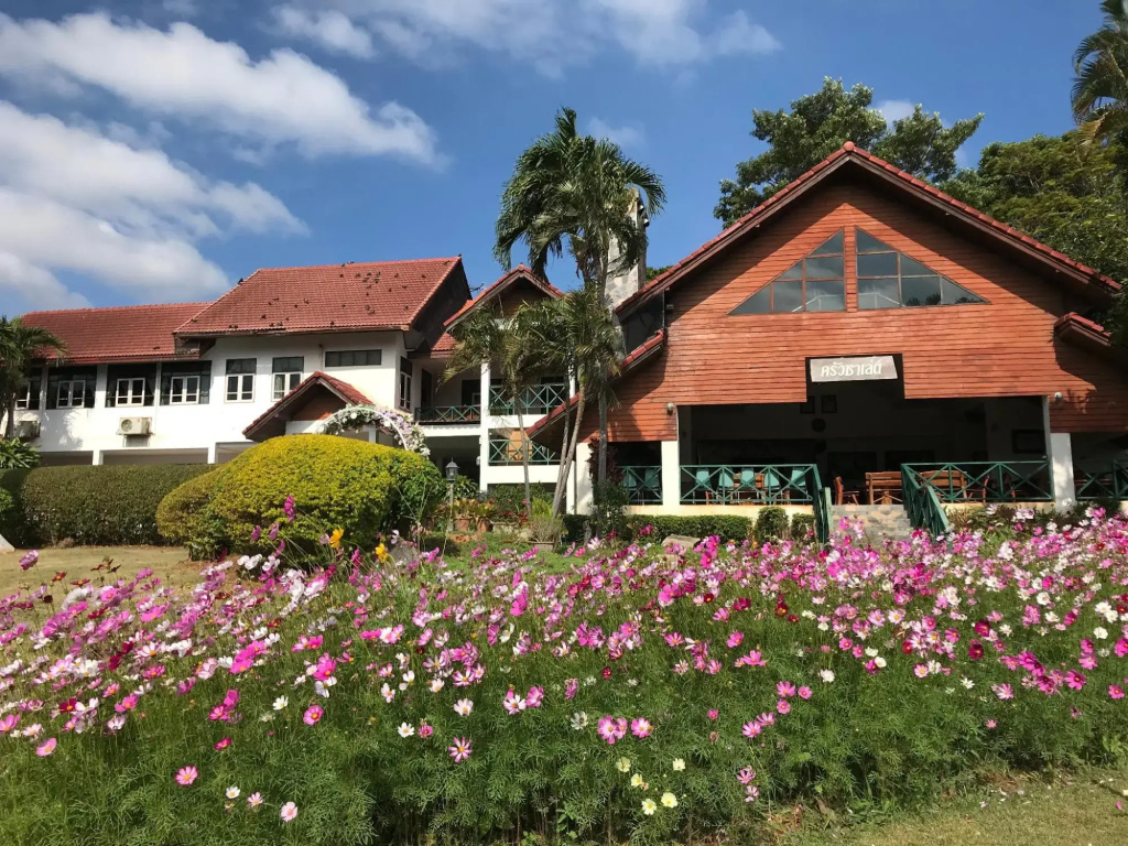 Chalet Hill Resort Khao Yai