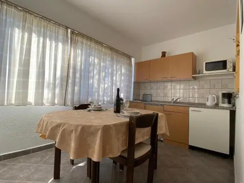 Apartments / Studio Dijana