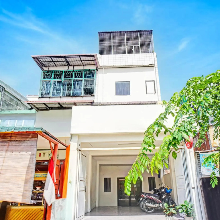 Hotel O Mandala Near Universitas Negeri Medan ( UNIMED )