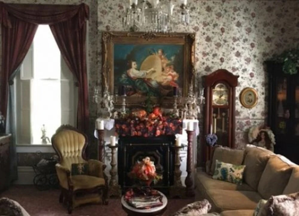 Victorian House Bed & Breakfast