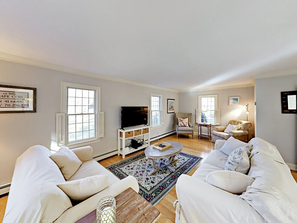 39 Tirrells - 3 Br Home