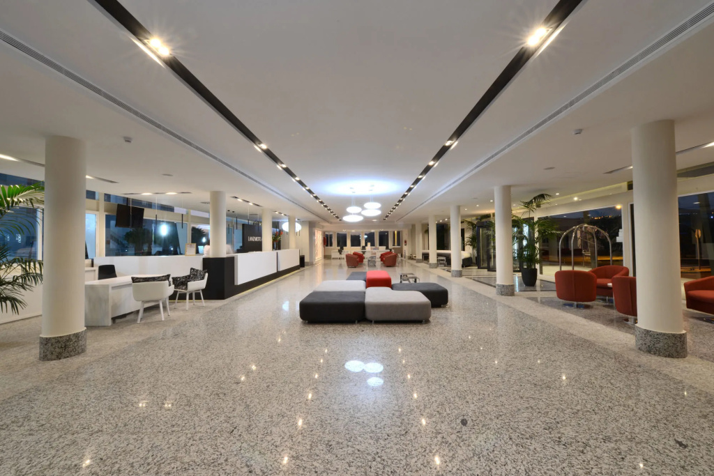 Aequora Lanzarote Suites