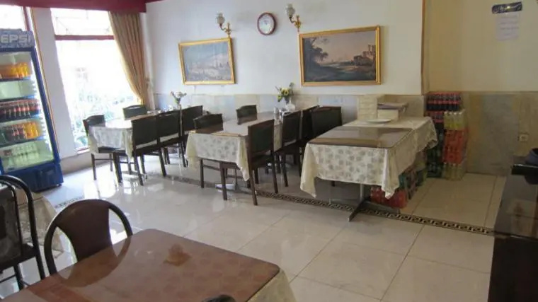Theran Sasan Hotel