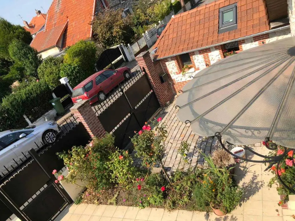 Studio près du jardin des plantes