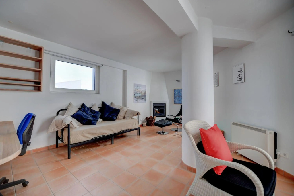 The Fantastic Beach House of Luz