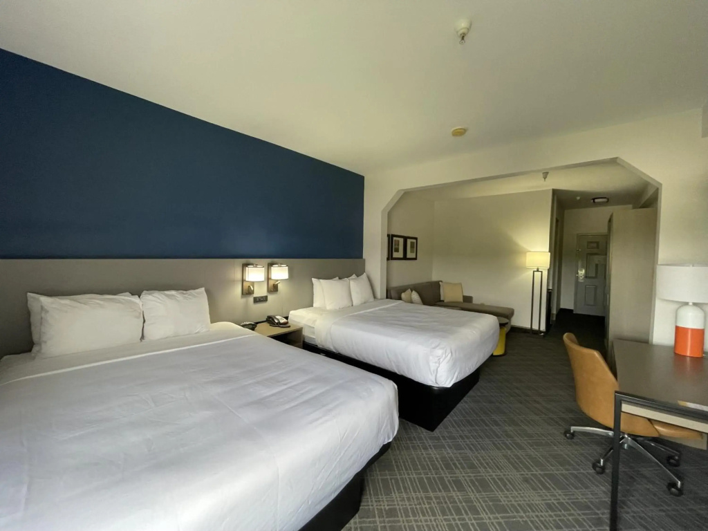 Comfort Suites Crossville