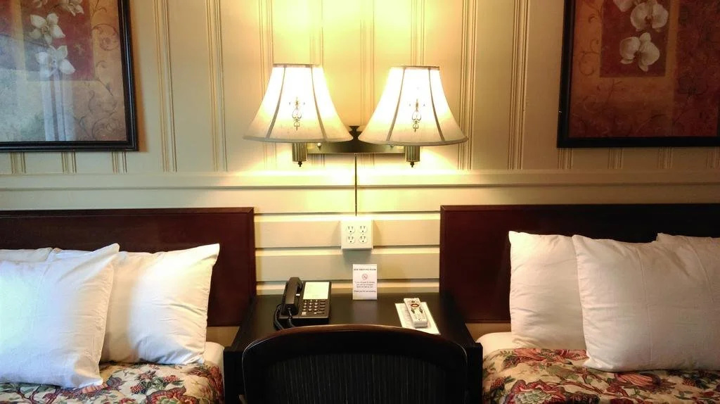 Amherst Inn - Virginia
