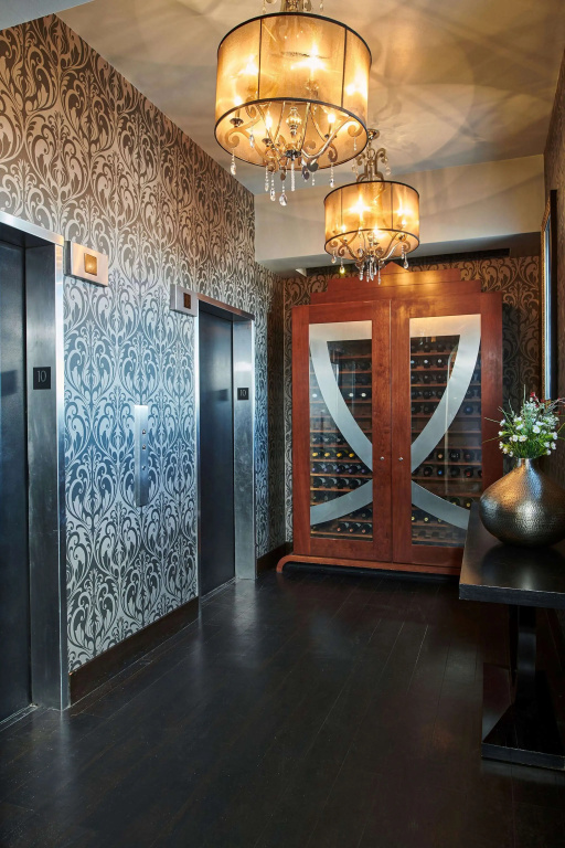 Hotel Alex Johnson Rapid City, Curio Collection by Hilton