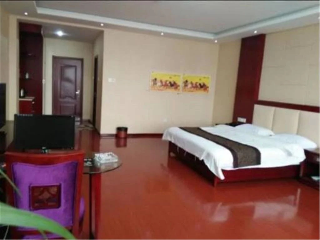 Dezhou Pingyuan Zhongtai Inn
