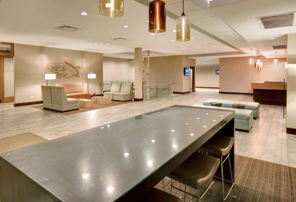 Crowne Plaza Hotel Glen Ellyn/Lombard by IHG