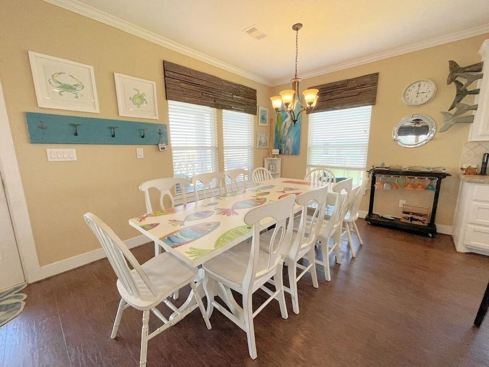 Anchor House 3 Bedroom Home by Redawning