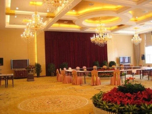 Qingshan Hotel Baotou（Yingbin Building）