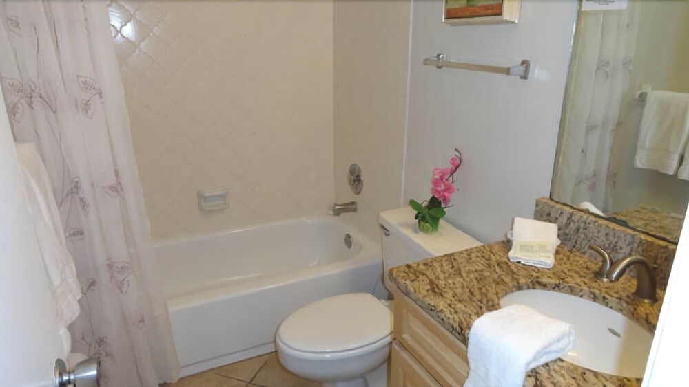 Pelican Cove 15