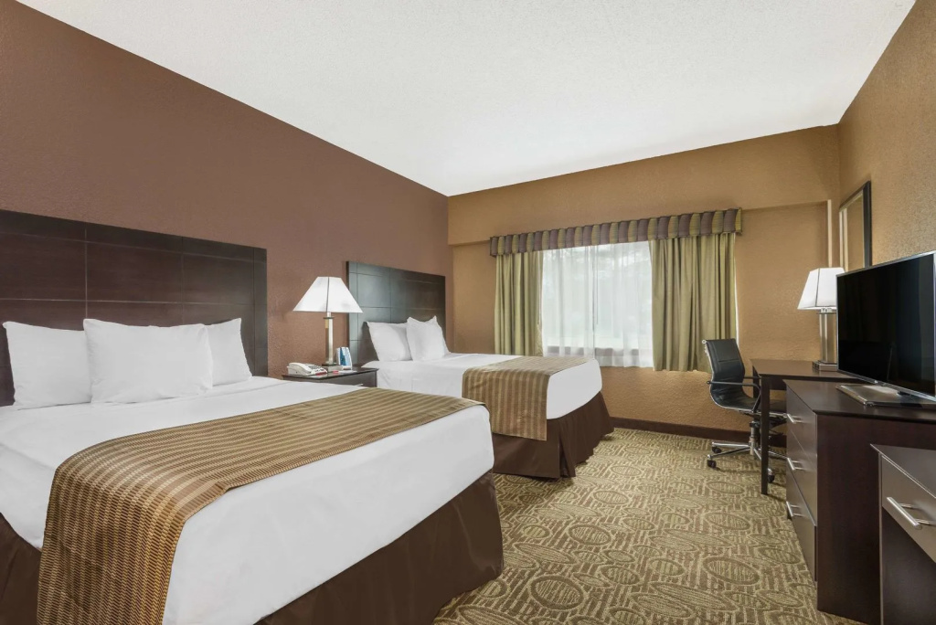Ramada by Wyndham Paintsville Hotel & Conference Center