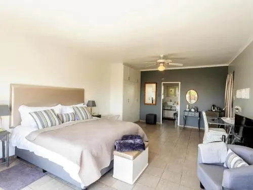 The Ocean Bay Luxury Guesthouse
