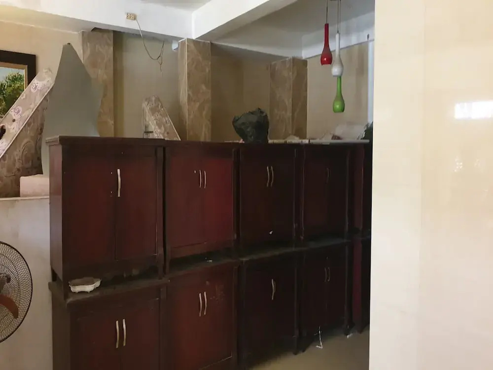 Oyo 442 Holiday Hotel
