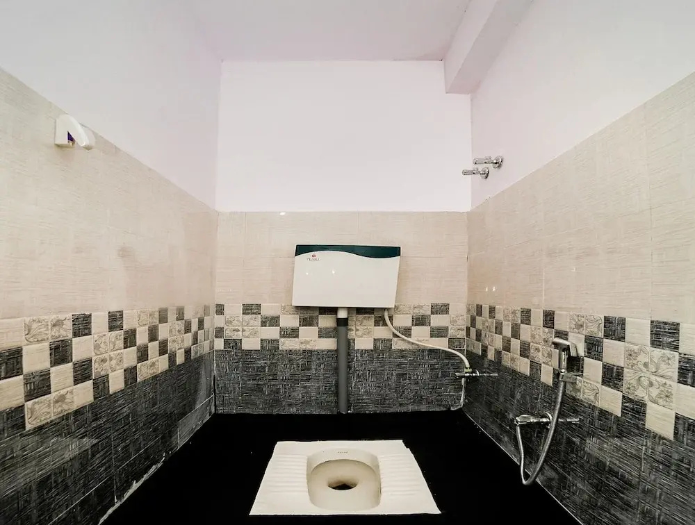 Spot On 46331 Hotel Kushas