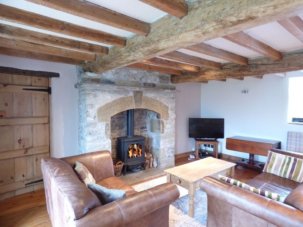 Hall End Barn