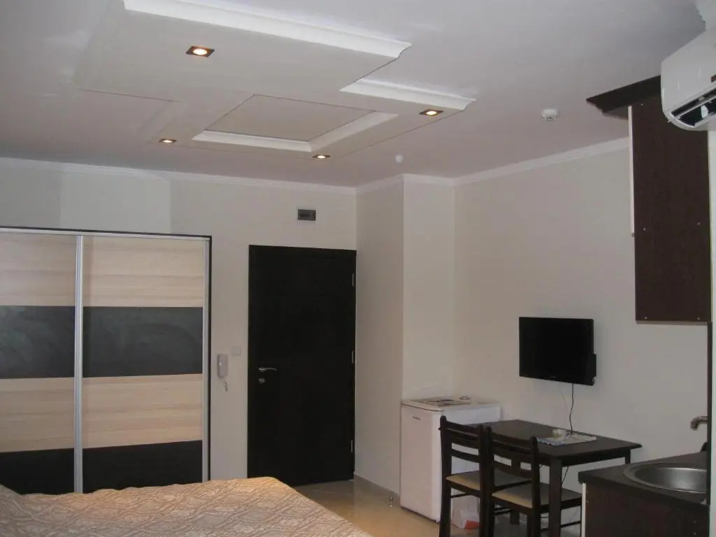 Солнечная студия на Солнечном берегу Sunny studio on Sunny Beach