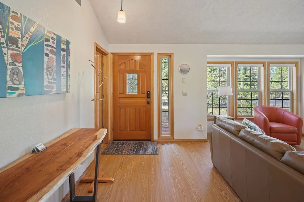 1 Sunrise 3 Bedroom Home by Redawning