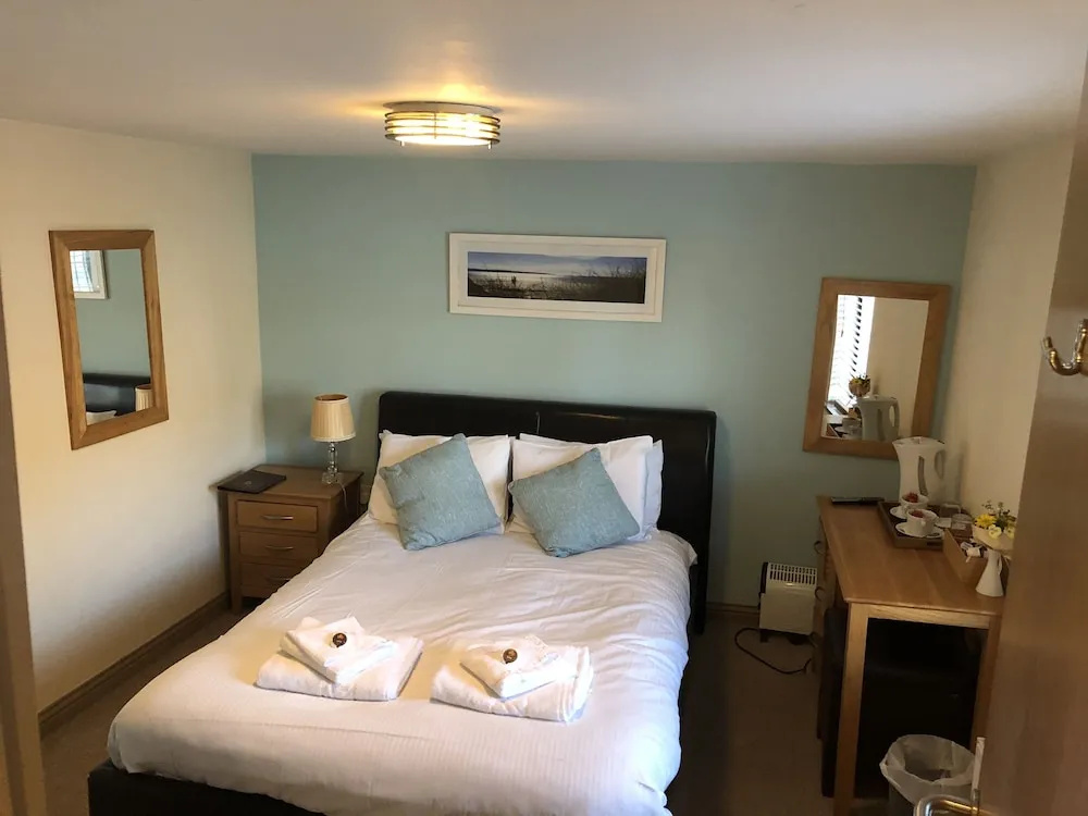 The Elm Tree Inn
