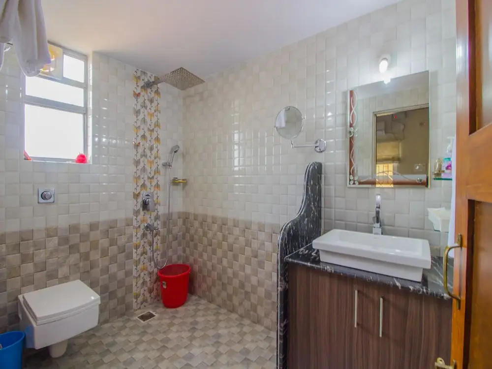 OYO 12866 Home Luxurious 4BHK Dabolim