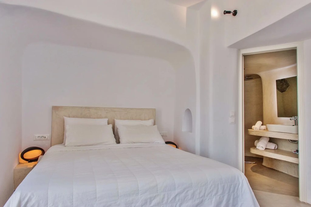 Oia Vista Houses
