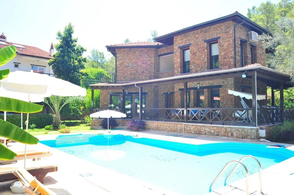 Sarigul Villa