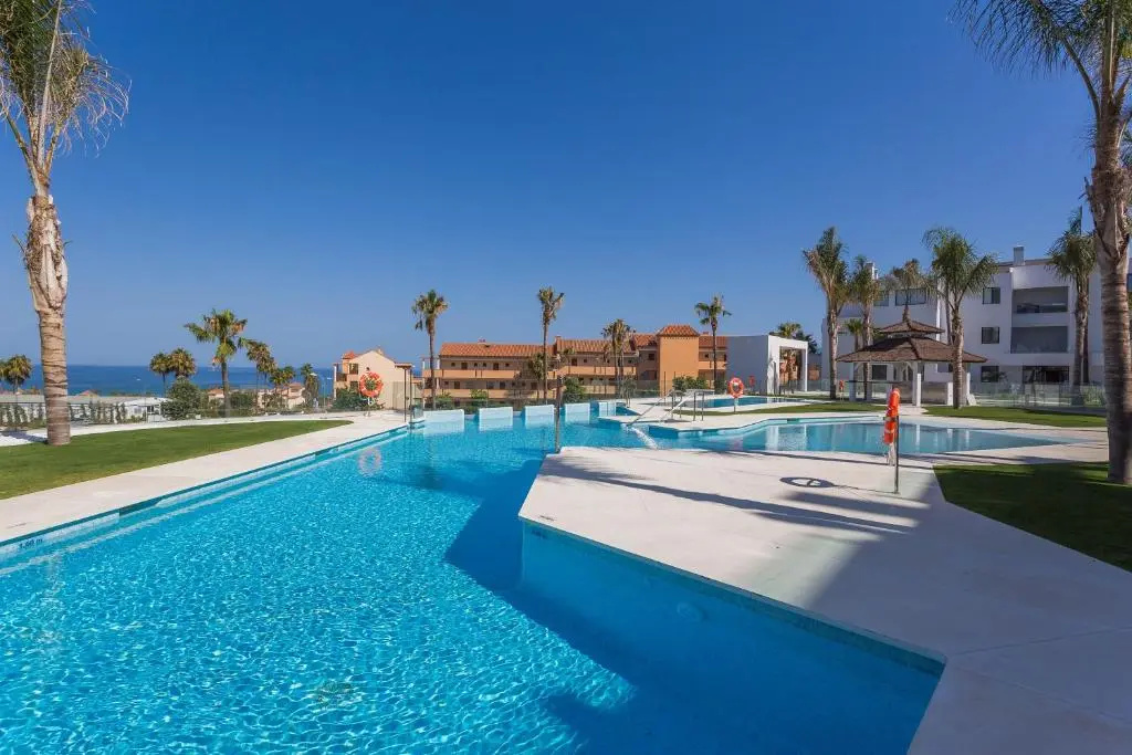 Luxury 2BR Seaviews - Santa Barbara Heights