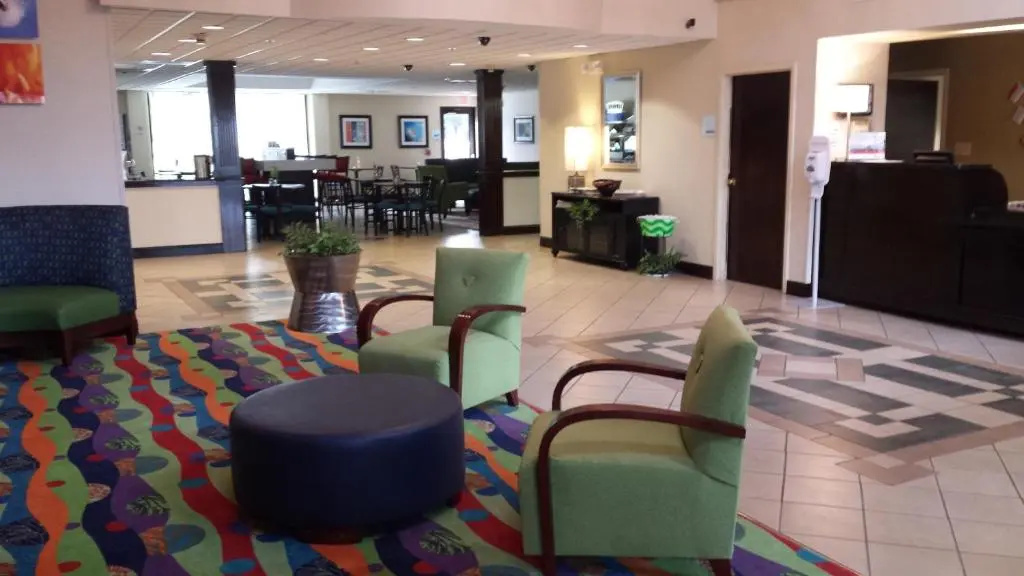 Holiday Inn Express & Suites - Morehead City by IHG