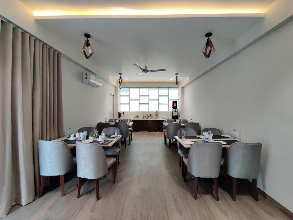 PARK IRIS HOTELS, Bharathi Nagar