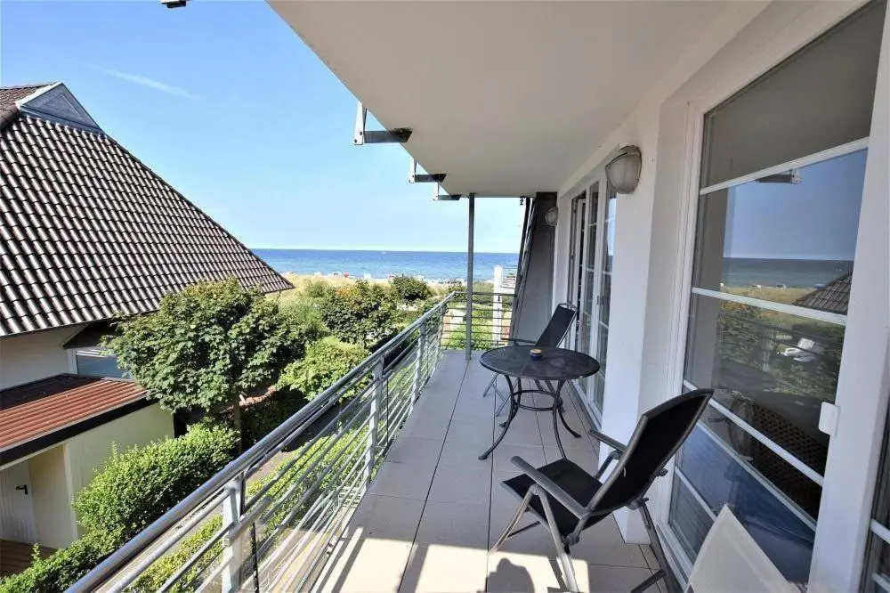 Teckhaus-2-6-Strandlaeufer-H-5-Uebern