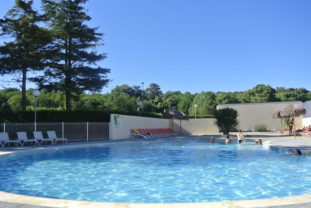 Camping Club Les Brunelles 5*