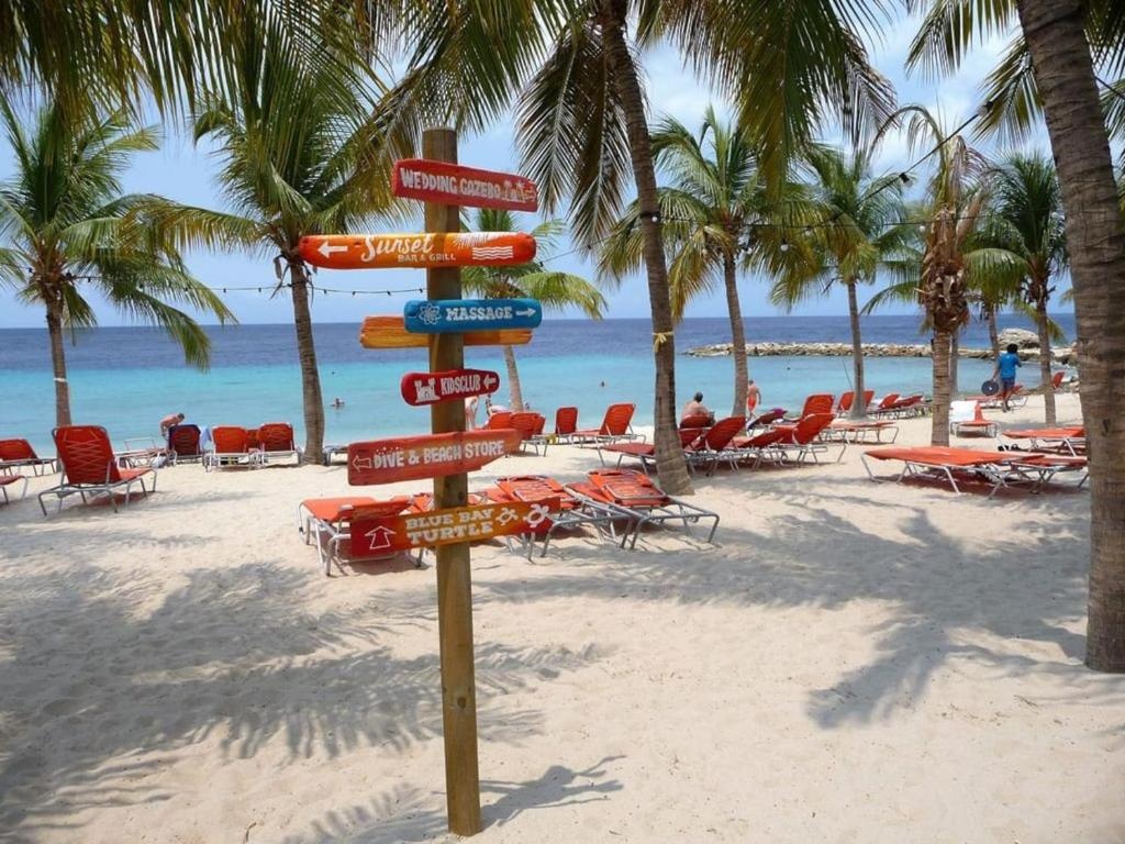 Blue Bay BEACH Villa 25 3-min beach-pool-golf